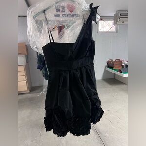 Black Max Azria bubble hem dress with pockets size 8